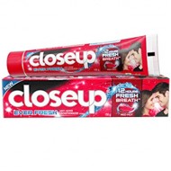 Closeup Toothpaste Red Hot 145 gm